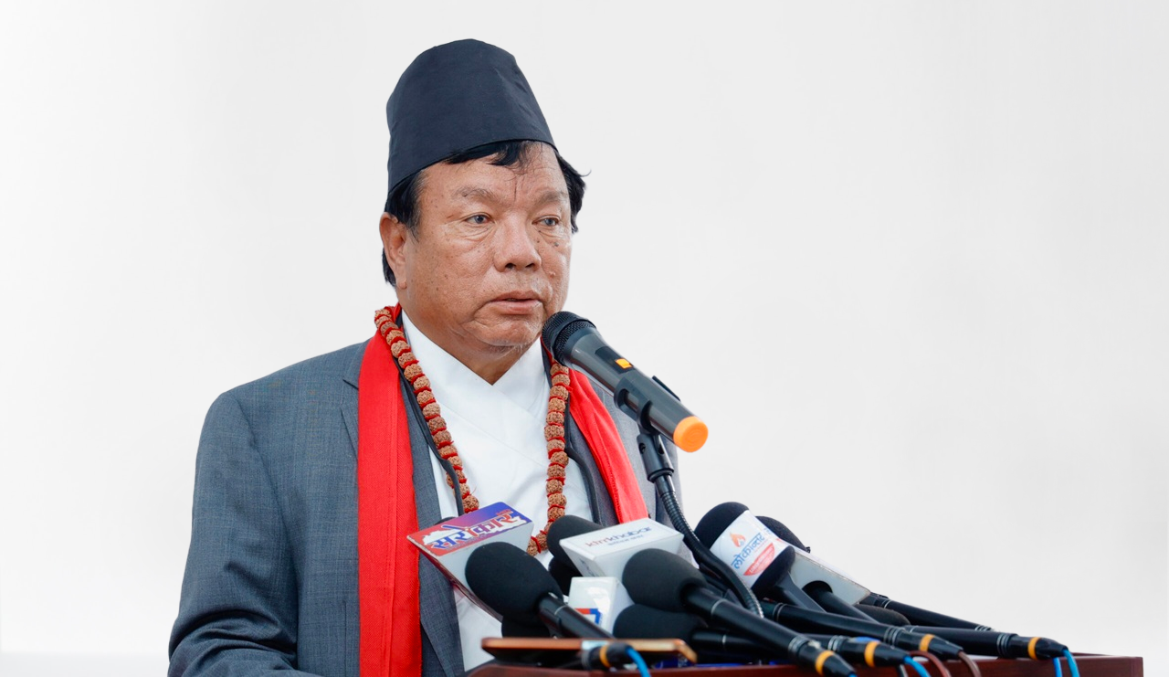 शैक्षिक सुशासनमा कडाइ : अनुदान रोक्ने मन्त्री पुनको निर्णय कति उचित?