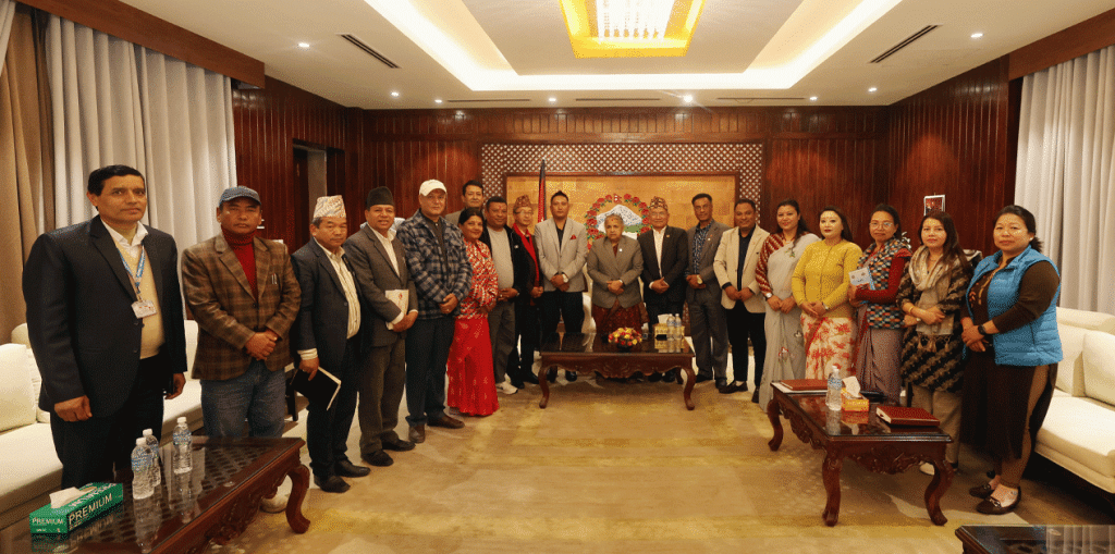 प्रधानमन्त्रीसँग मेयरहरूको छलफल